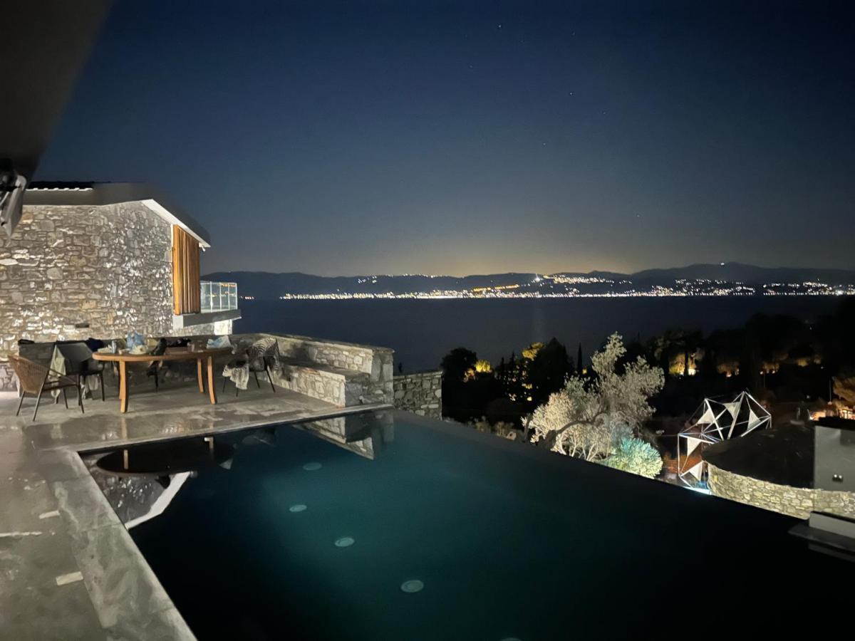 Windmills & The Villas-aiolos Ll *
