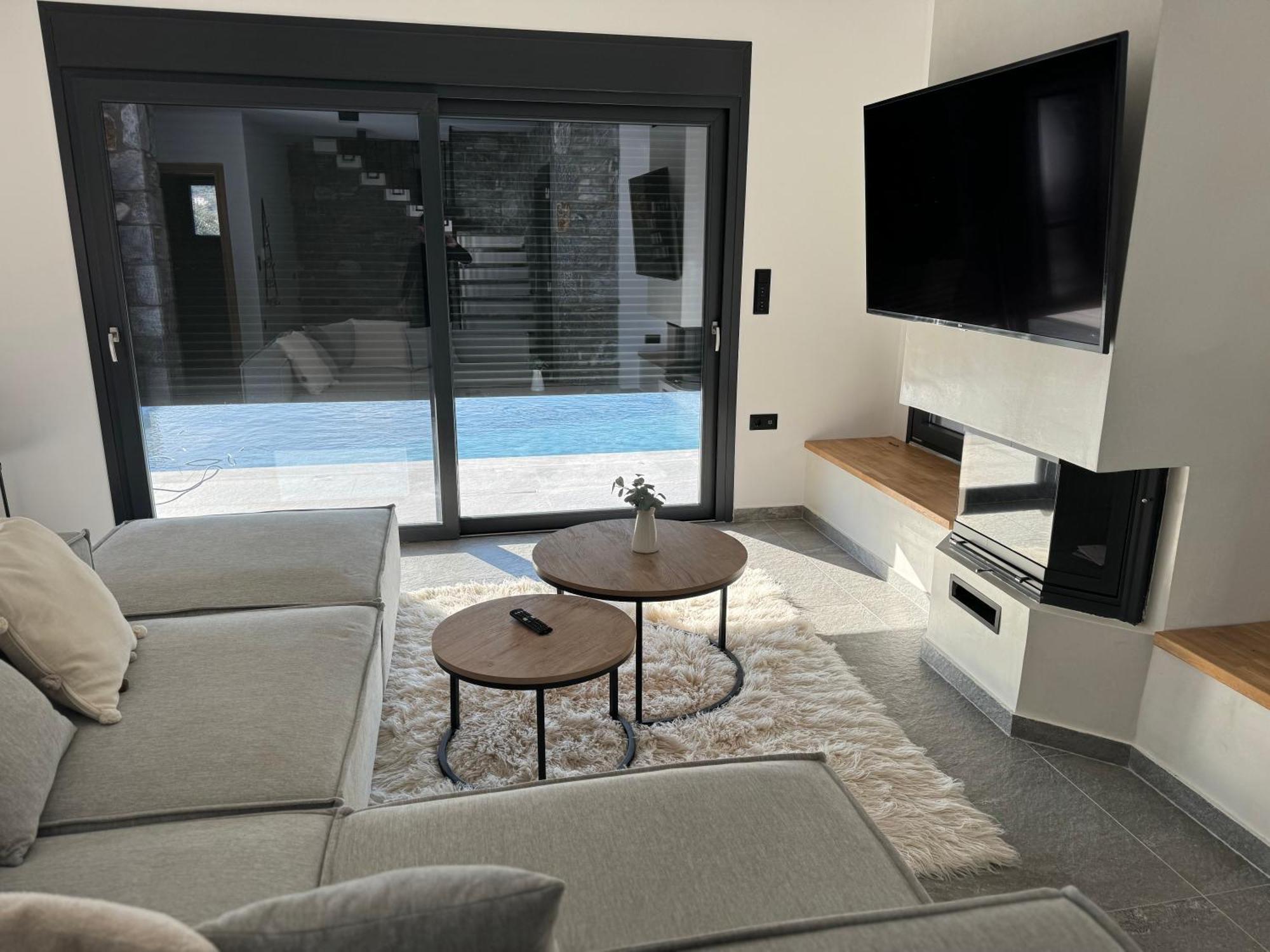 Windmills & The Villas-aiolos Ll Villa *
